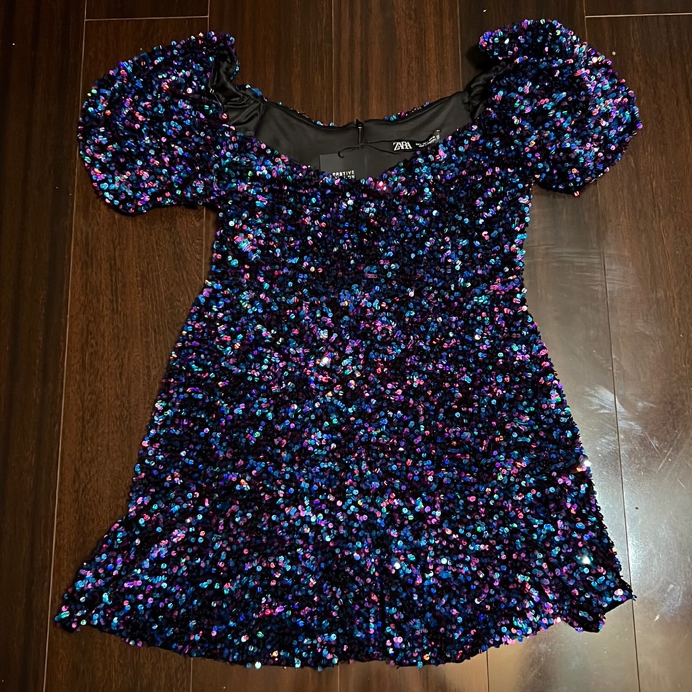 🆕 ZARA Blogger Favorite Sequin Skater Mini Dress in Blue and Purple SZ L